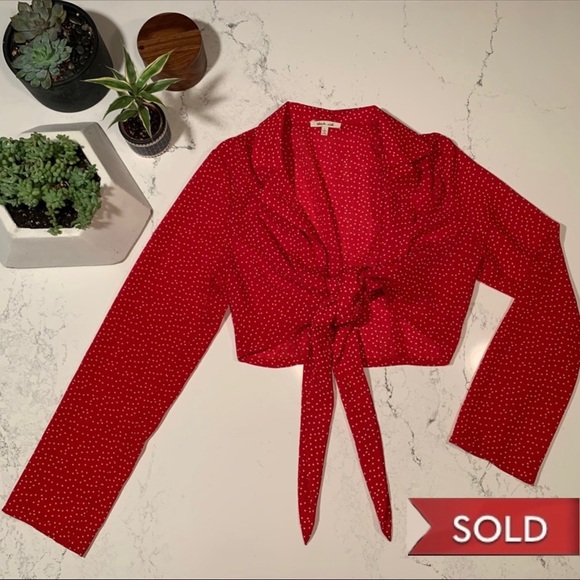 bleuh ciel Tops - SOLD ❌ 3/$30 🥳 Bleuh Ciel Collared Blouse